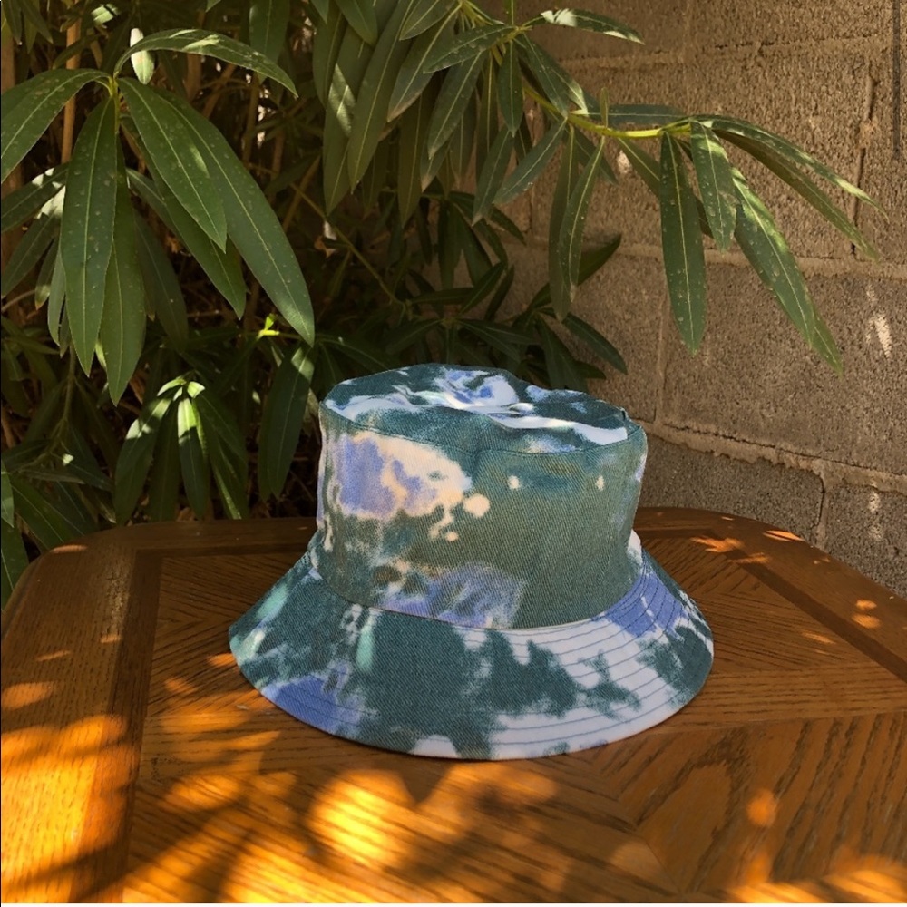Hanoi Reversible Tie Dye Bucket Hat